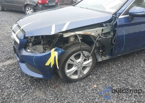 2017 Mercedes-Benz C 300 4Matic from USA, damaged, VIN WDDWJ4KB3HF330615